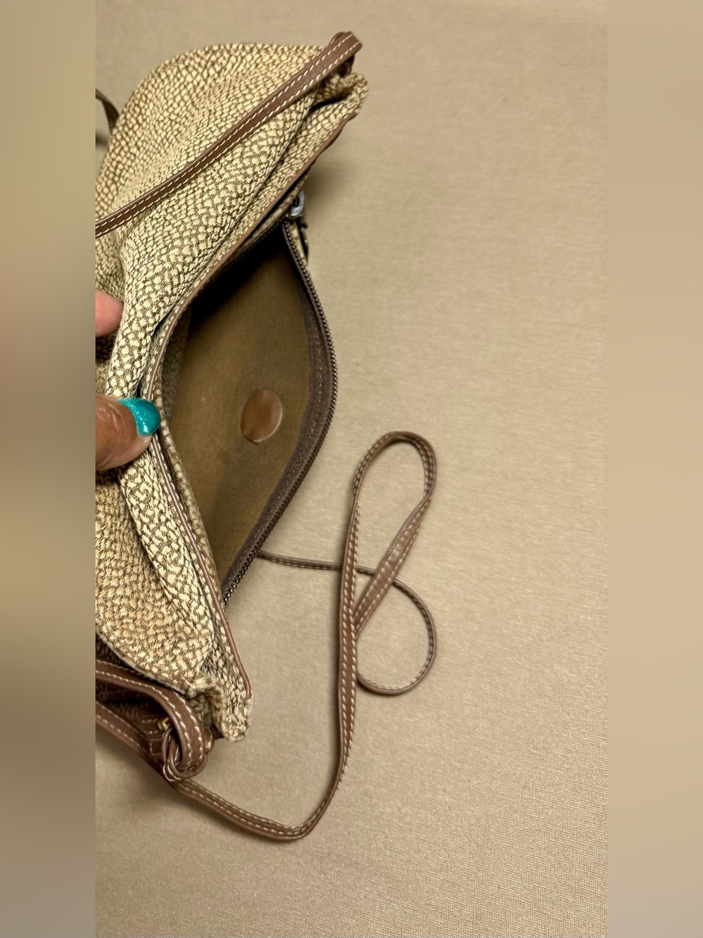 Rare Vintage Borbonese Redwall Partridges Eye Textured Sling Bag - Made in Italy - Picture 10 of 10